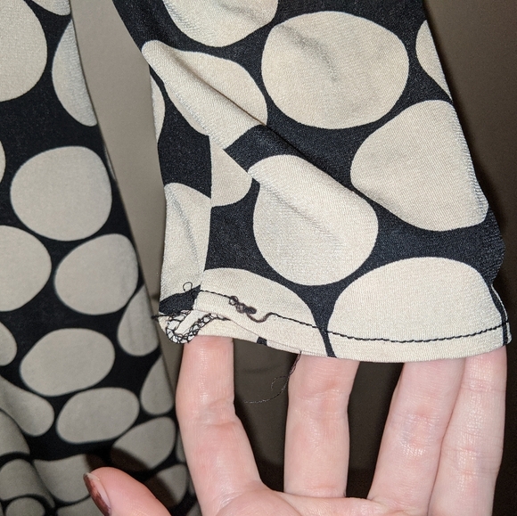 *$10 with bundle OC by Oleg Cassini polka dot v-neck dress - Picture 4 of 13